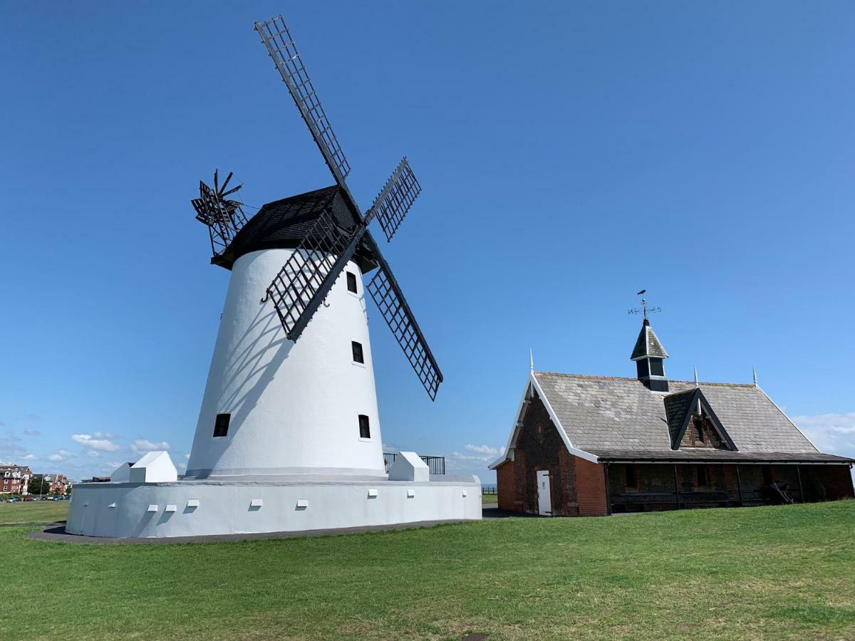 The Hideout Lägenhet Lytham St Annes Exteriör bild